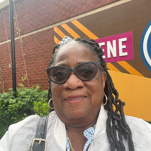 Meet your Posher, Elayne